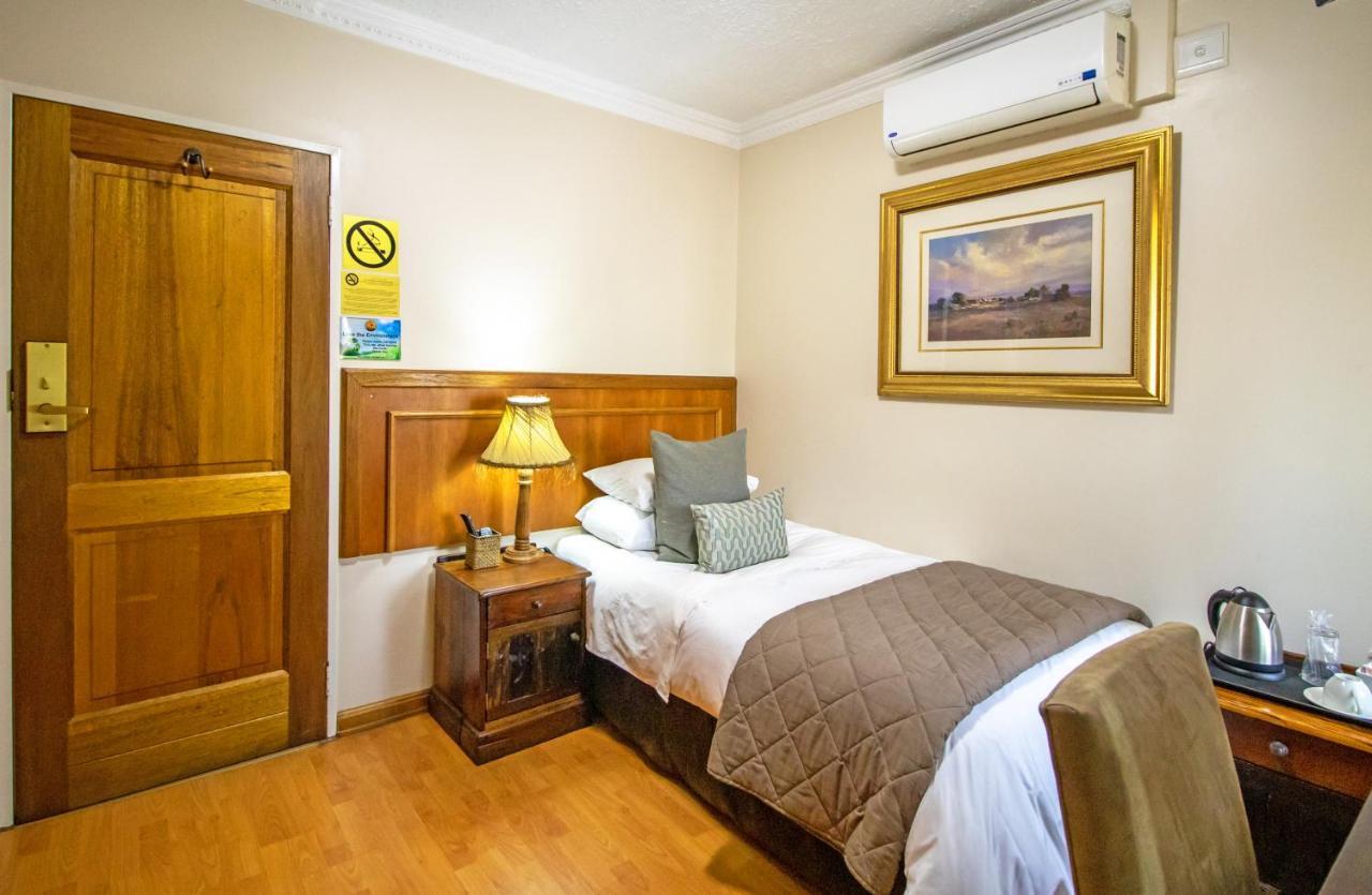 Sunward Park Guest House & Conference Center Boksburg Pokój zdjęcie